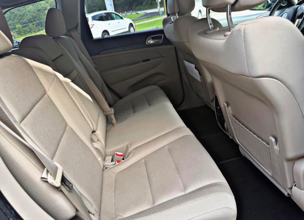 2014 Jeep Grand Cherokee Laredo - Photo 13