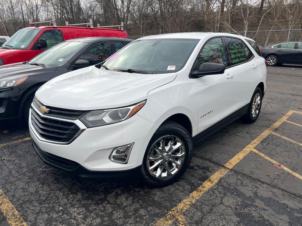 2018 Chevrolet Equinox LS's photo